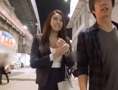 神OL降臨！建築関係の営業やってるデキる女が日頃のストレス爆発させて淫乱ハメ