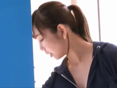 「待ってっ！ああ”ぁん///」ポニテ若妻がMM号に乗ってしまってバックでパコられる